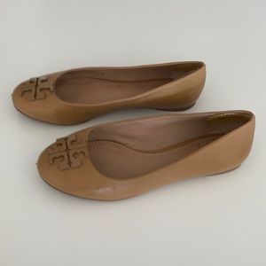 Tory Burch flats sz 6